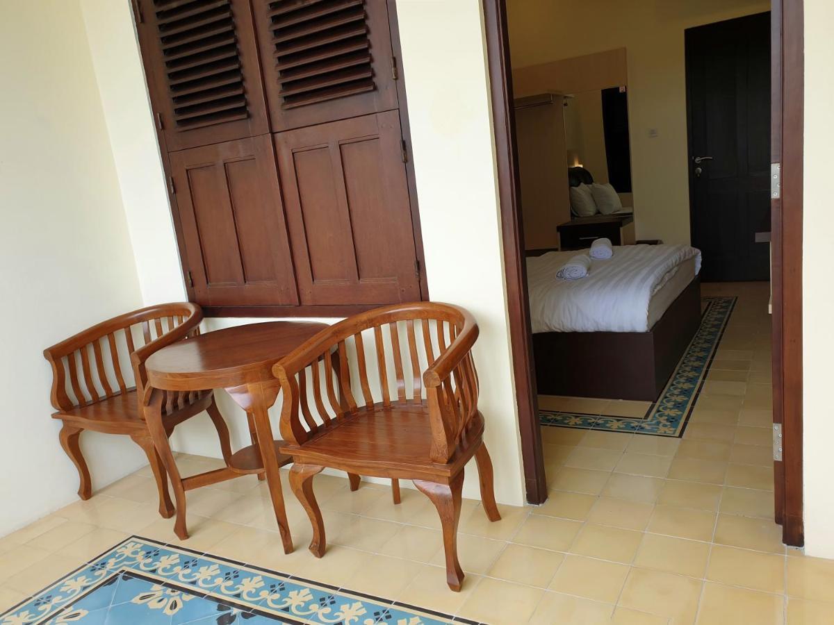 Malioboro Place Yogyakarta Exterior photo