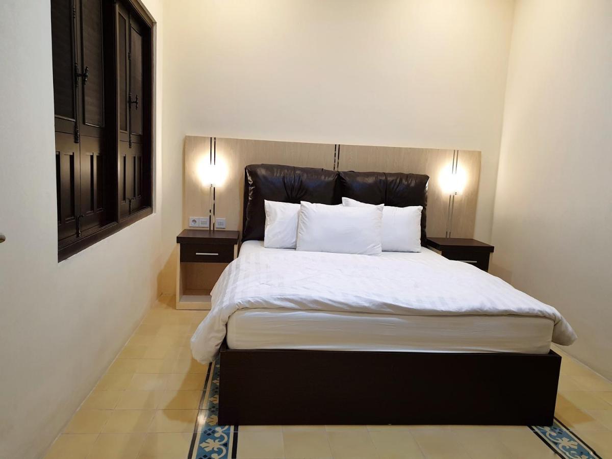 Malioboro Place Yogyakarta Exterior photo